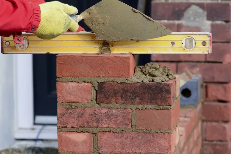 How To Identify And Prevent Brick Masonry Cracks in Knoxville, TN